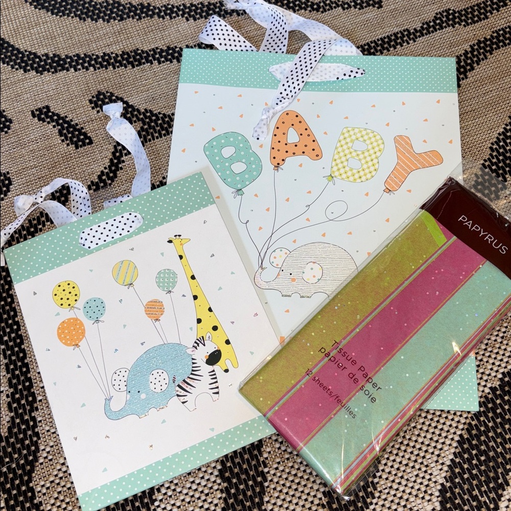 🆕Papyrus New Baby/Baby Shower Gift Bags And Tissue Bundle